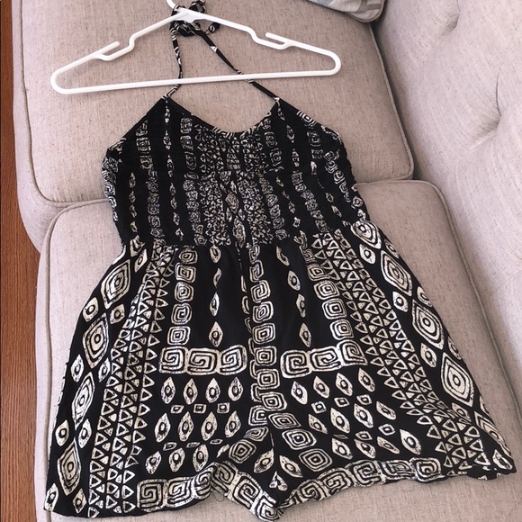 Pattern Romper - Picture 2 of 2